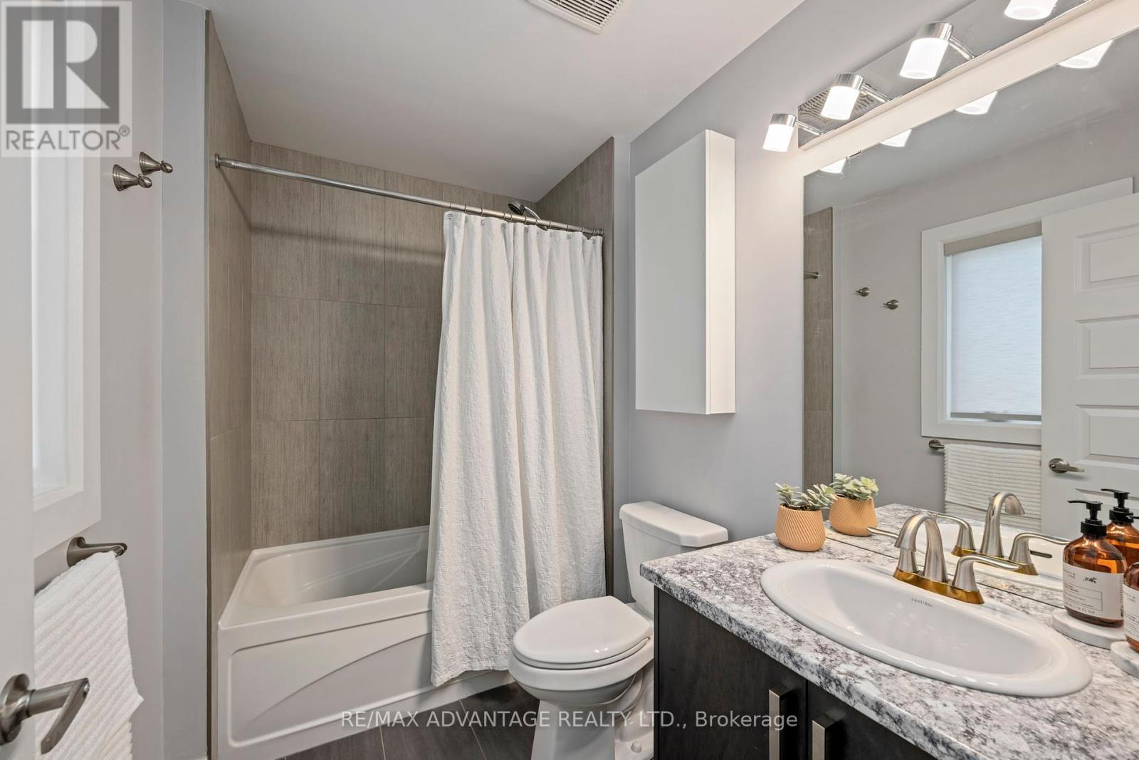 380 Tansbury Street, London North, Ontario  N6G 0R6 - Photo 24 - X12319076