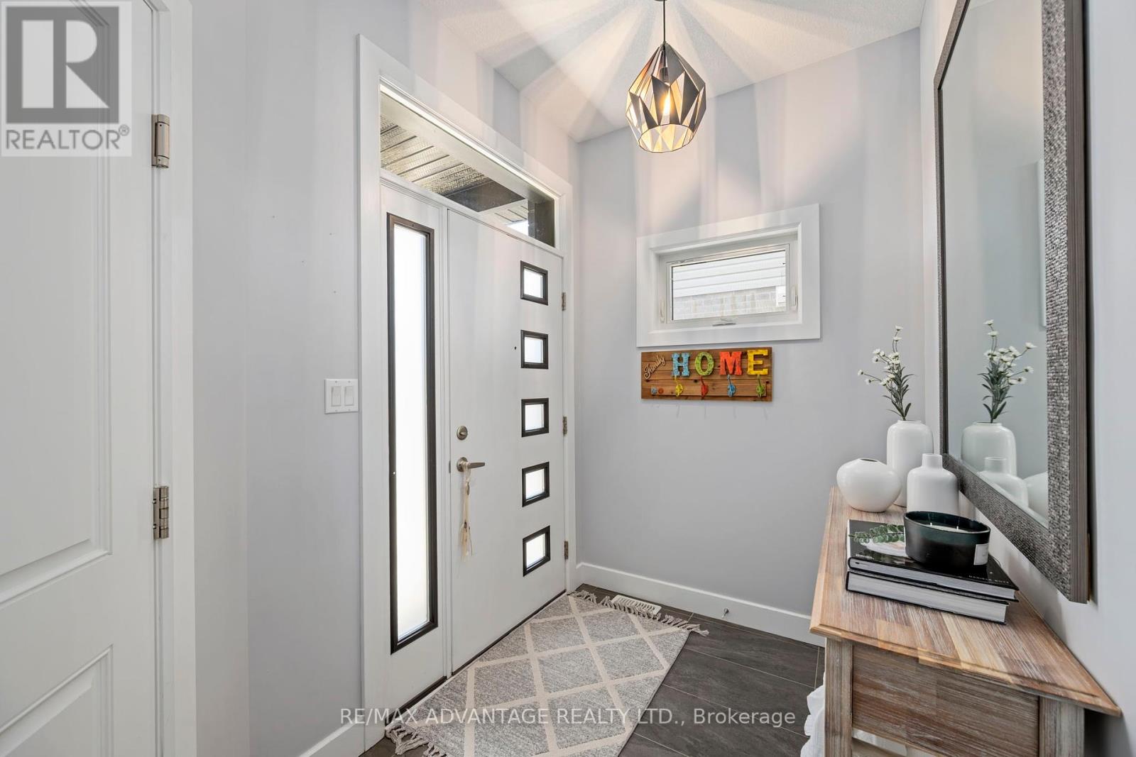 380 Tansbury Street, London North, Ontario  N6G 0R6 - Photo 5 - X12319076