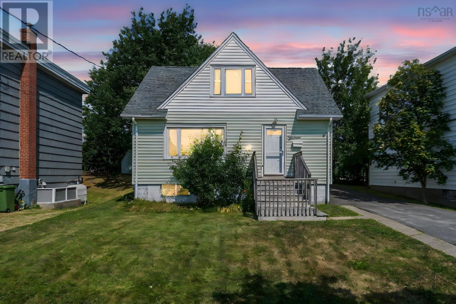 Property at 13 Convoy Avenue image 1