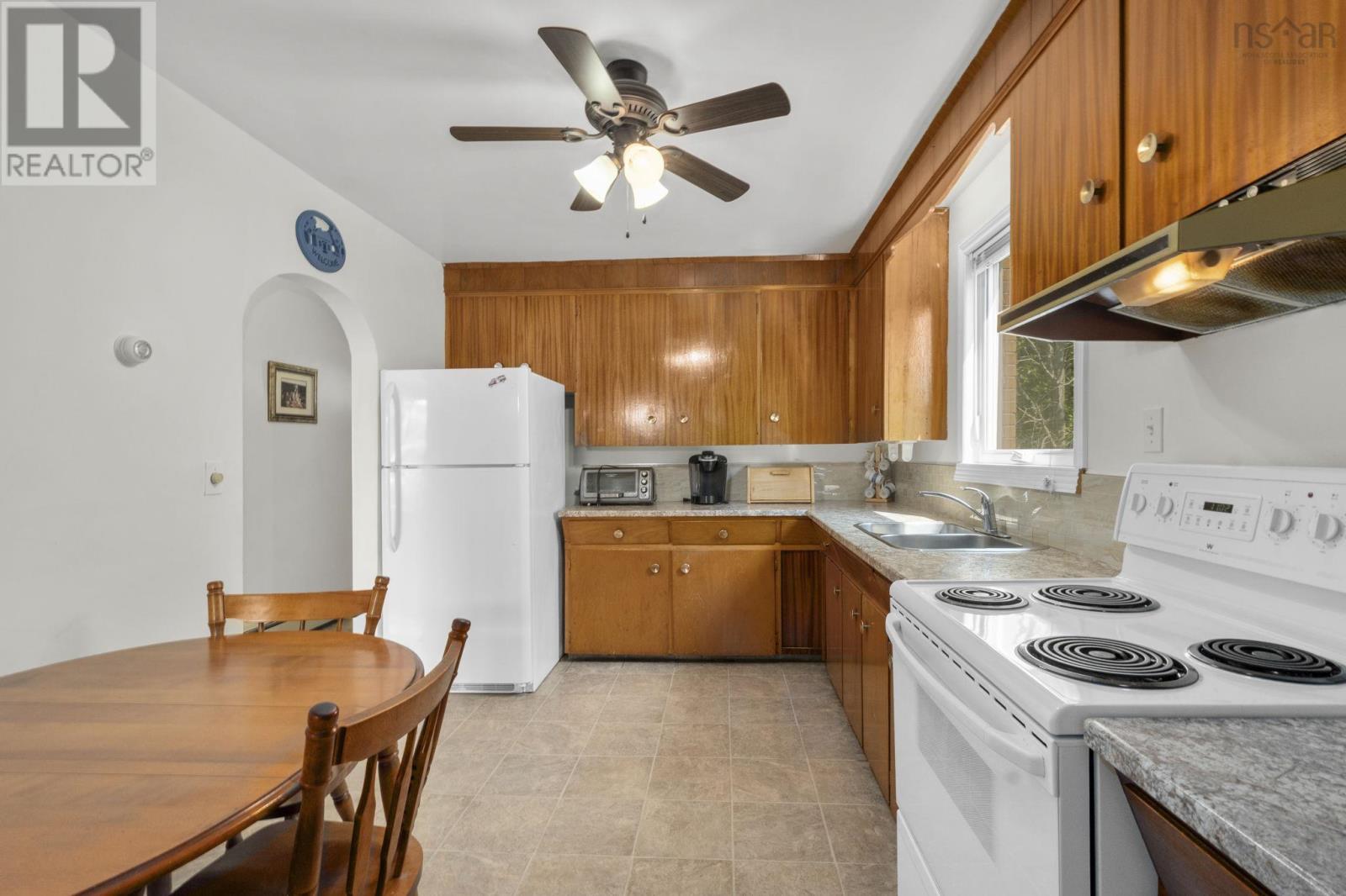 13 Convoy Avenue, Halifax, Nova Scotia  B3N 2P5 - Photo 24 - 202519389