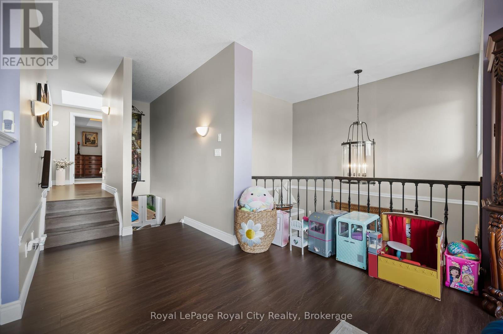 7 Marigold Drive, Guelph, Ontario  N1C 1G5 - Photo 23 - X12320089