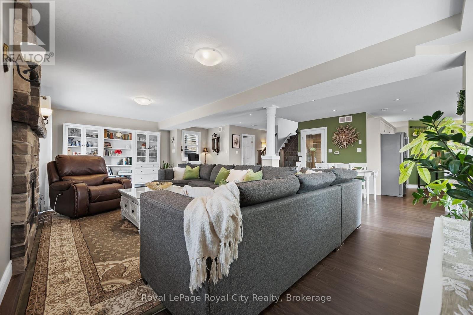 7 Marigold Drive, Guelph, Ontario  N1C 1G5 - Photo 7 - X12320089