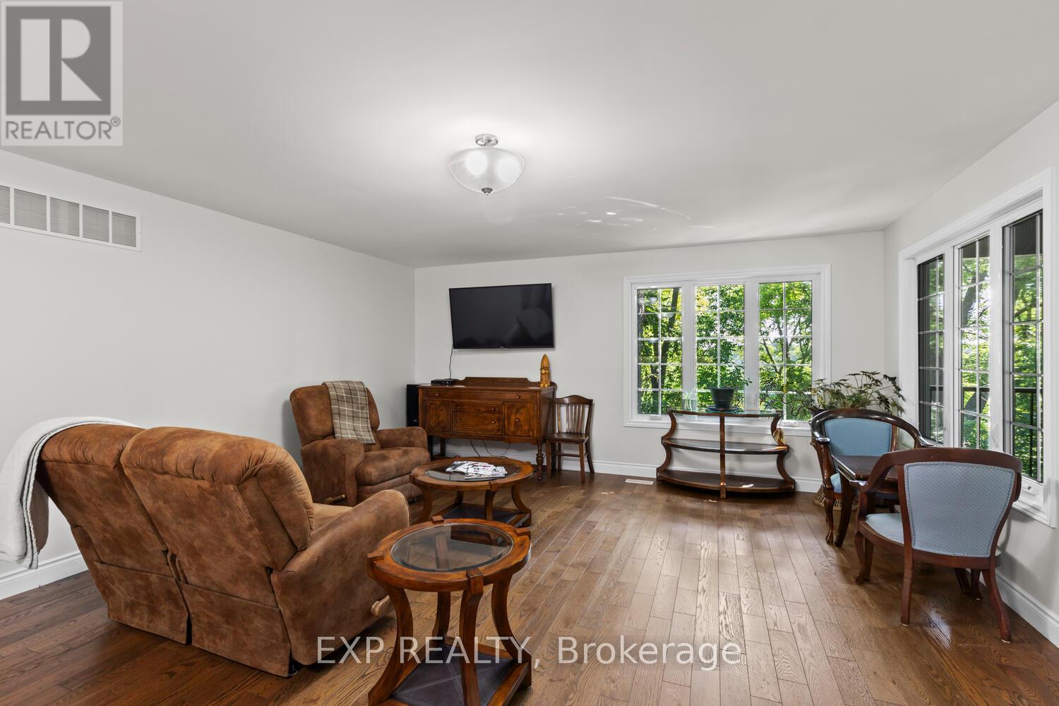 139 John Street, Zorra, Ontario  N0J 1J0 - Photo 12 - X12320008