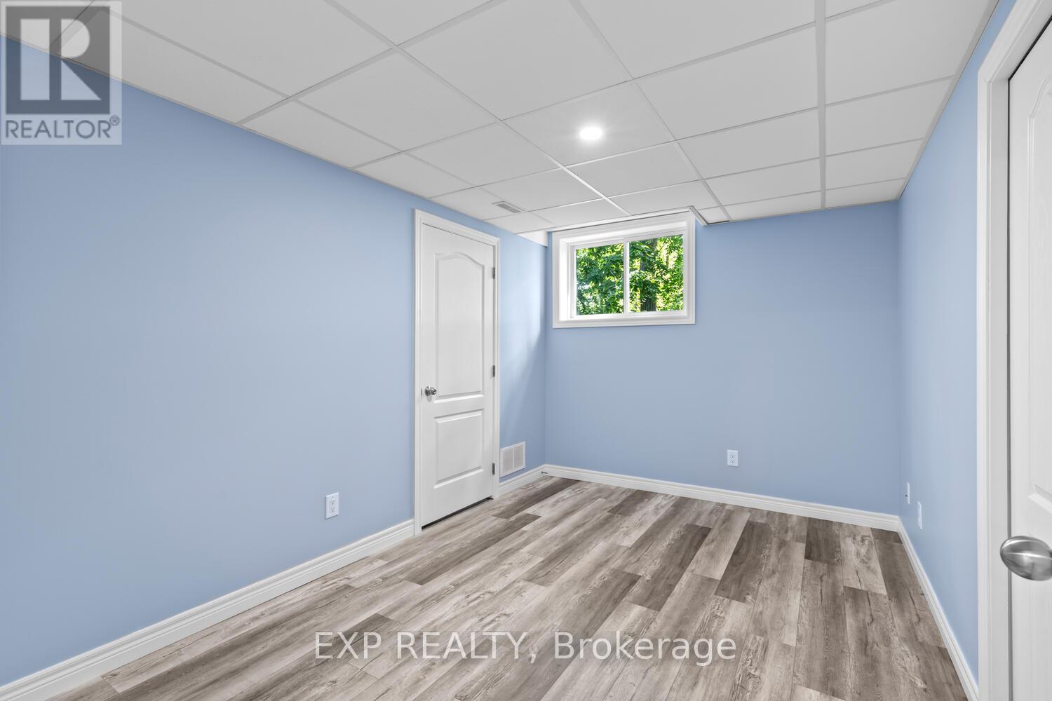 139 John Street, Zorra, Ontario  N0J 1J0 - Photo 35 - X12320008