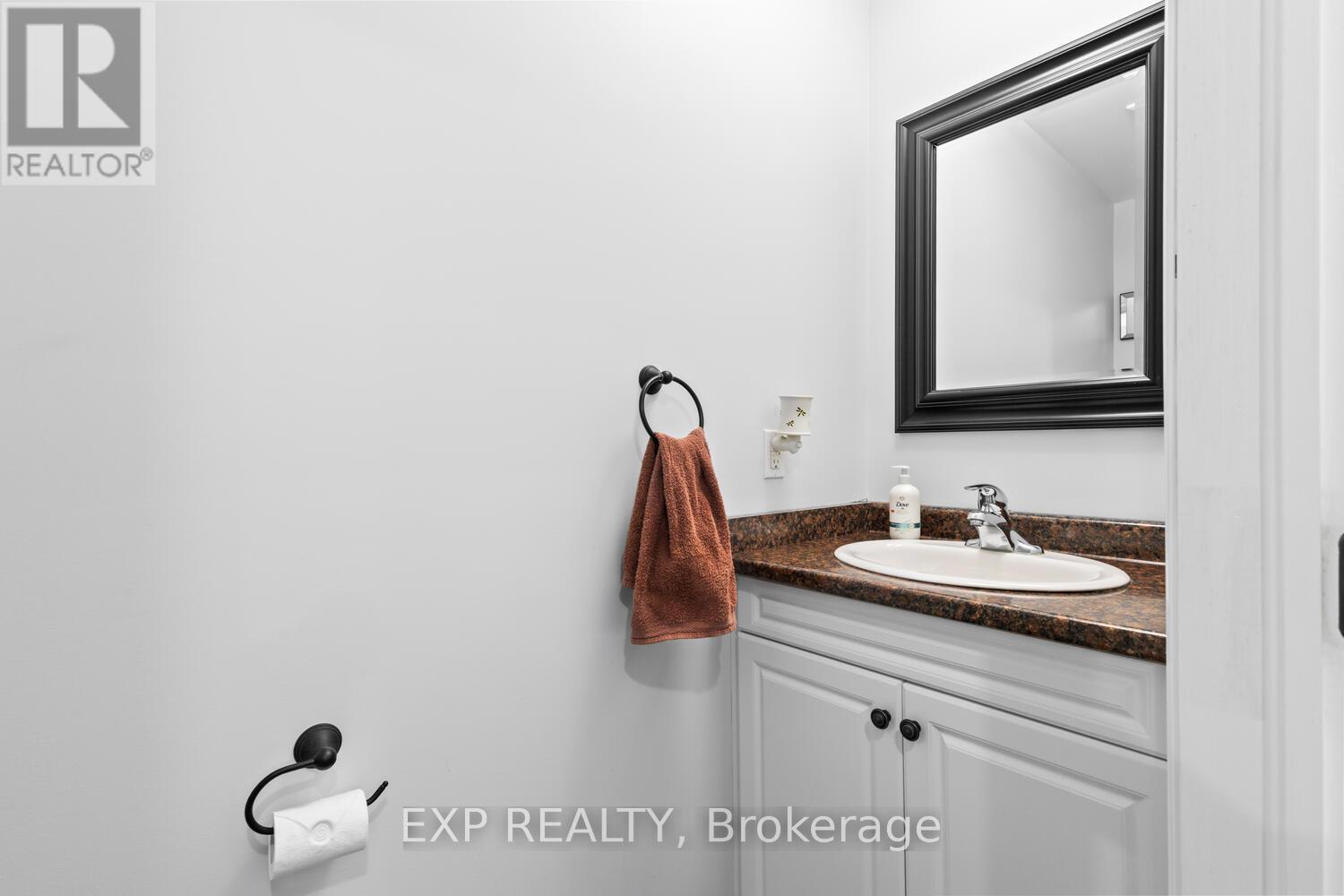 139 John Street, Zorra, Ontario  N0J 1J0 - Photo 4 - X12320008