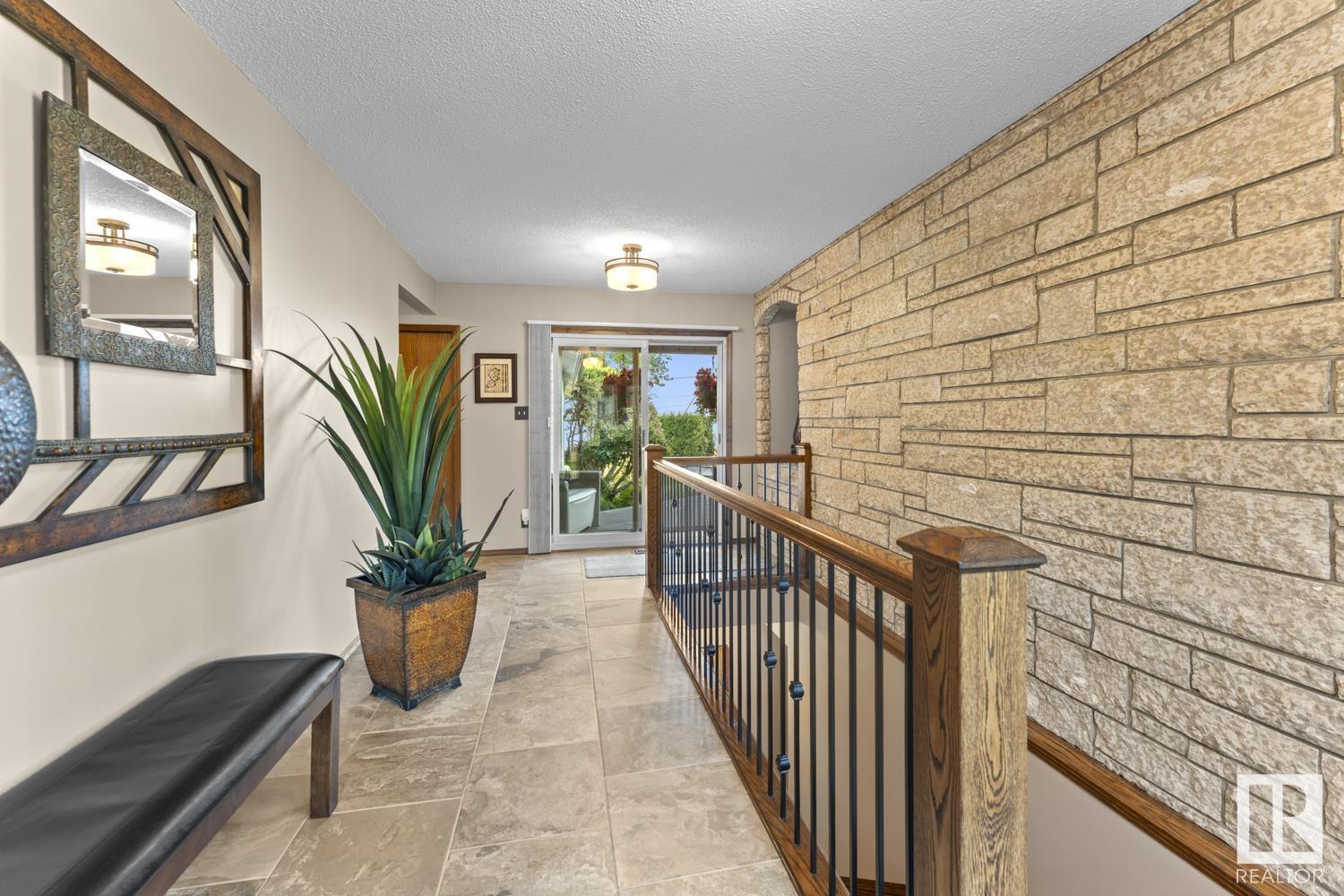 203 Pine Av, Cold Lake, Alberta  T9M 1E5 - Photo 4 - E4450784