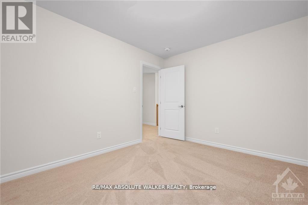 702 Du Rivage Street, Clarence-Rockland, Ontario  K4K 0K1 - Photo 22 - X12320030