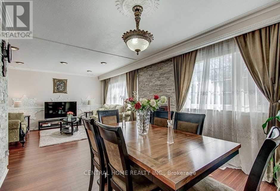 222 Dunview Avenue, Toronto, Ontario  M2N 4J1 - Photo 11 - C12319884