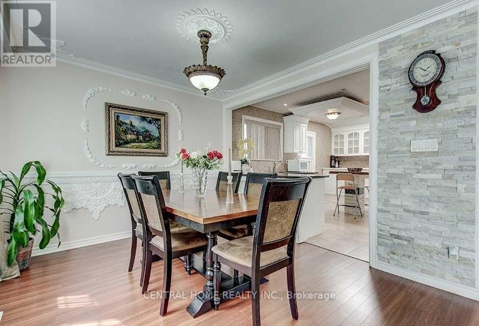 222 Dunview Avenue, Toronto, Ontario  M2N 4J1 - Photo 13 - C12319884