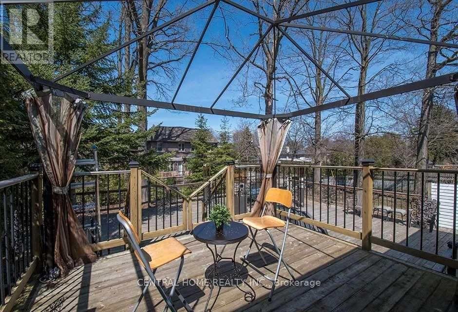 222 Dunview Avenue, Toronto, Ontario  M2N 4J1 - Photo 23 - C12319884