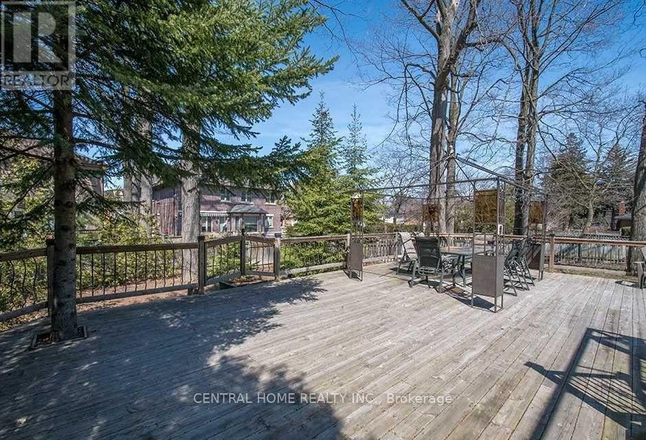 222 Dunview Avenue, Toronto, Ontario  M2N 4J1 - Photo 25 - C12319884