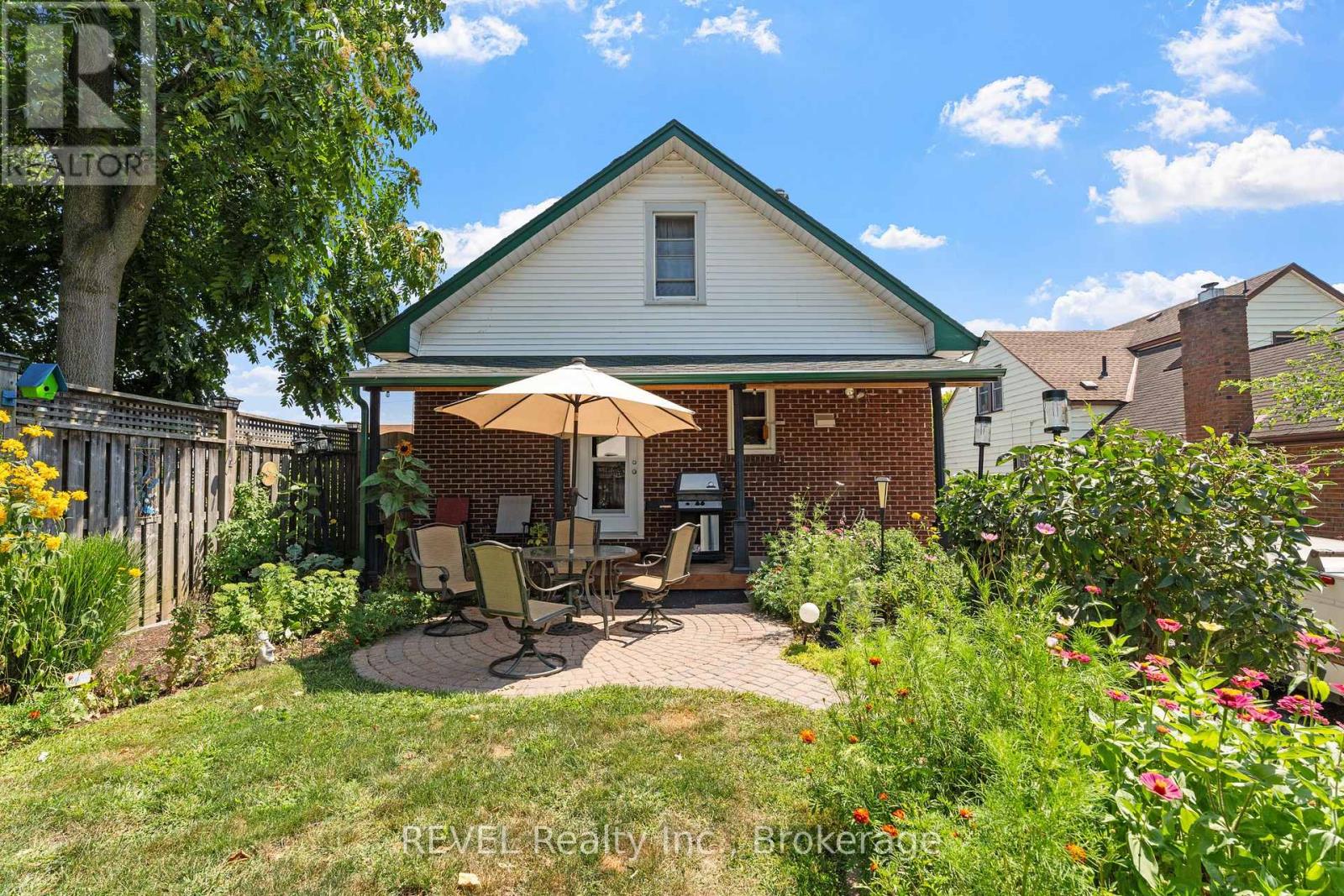 208 North Street, Fort Erie, Ontario  L2A 3R8 - Photo 38 - X12320020