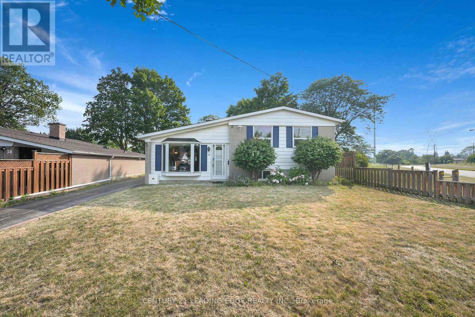 Property at 36 BENSHIRE DRIVE image 2