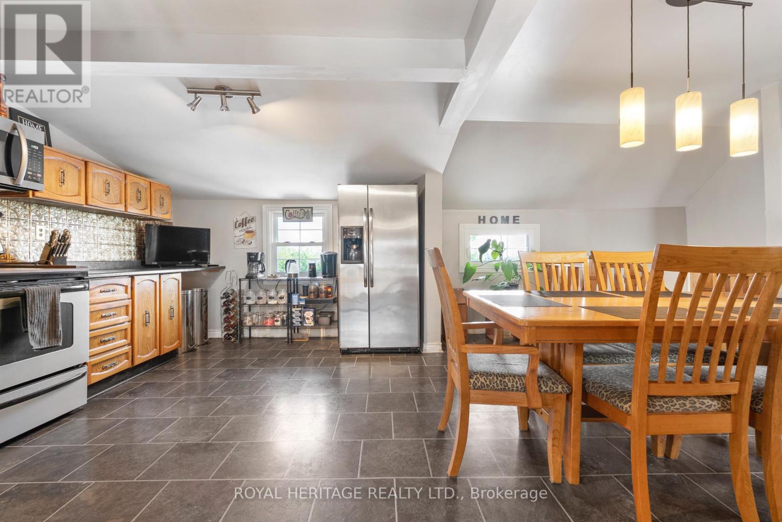 1984 Sturgeon Road, Kawartha Lakes (Verulam), Ontario  K0M 1L0 - Photo 12 - X12320005