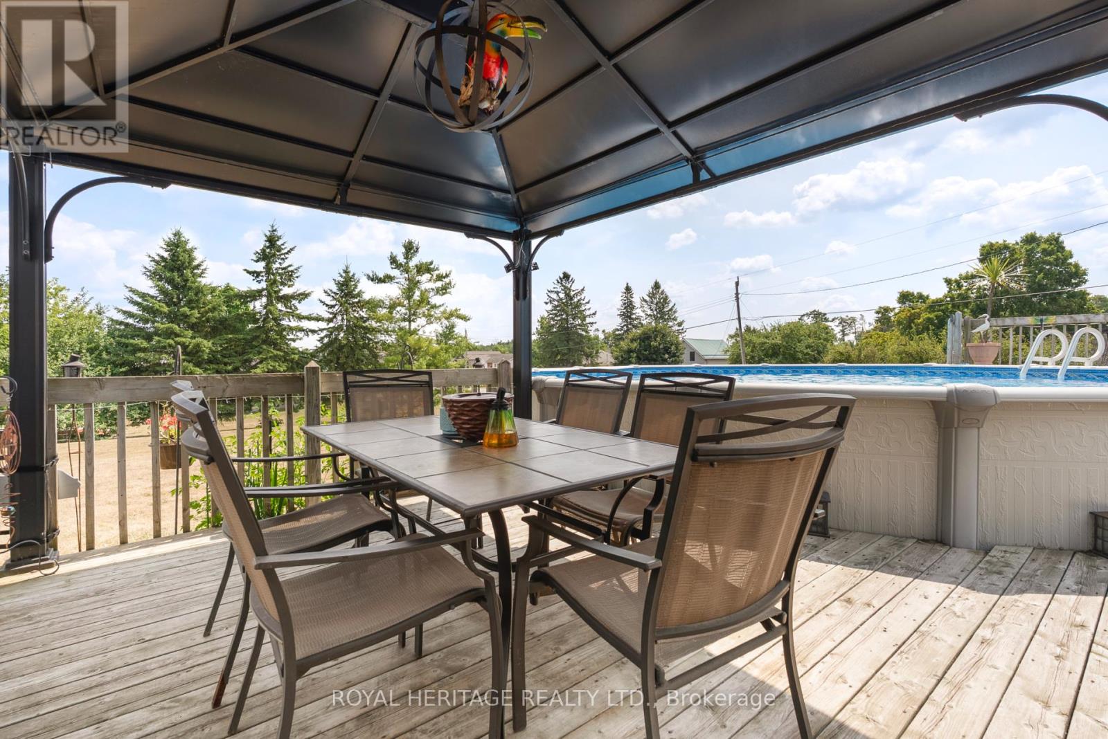 1984 Sturgeon Road, Kawartha Lakes (Verulam), Ontario  K0M 1L0 - Photo 32 - X12320005