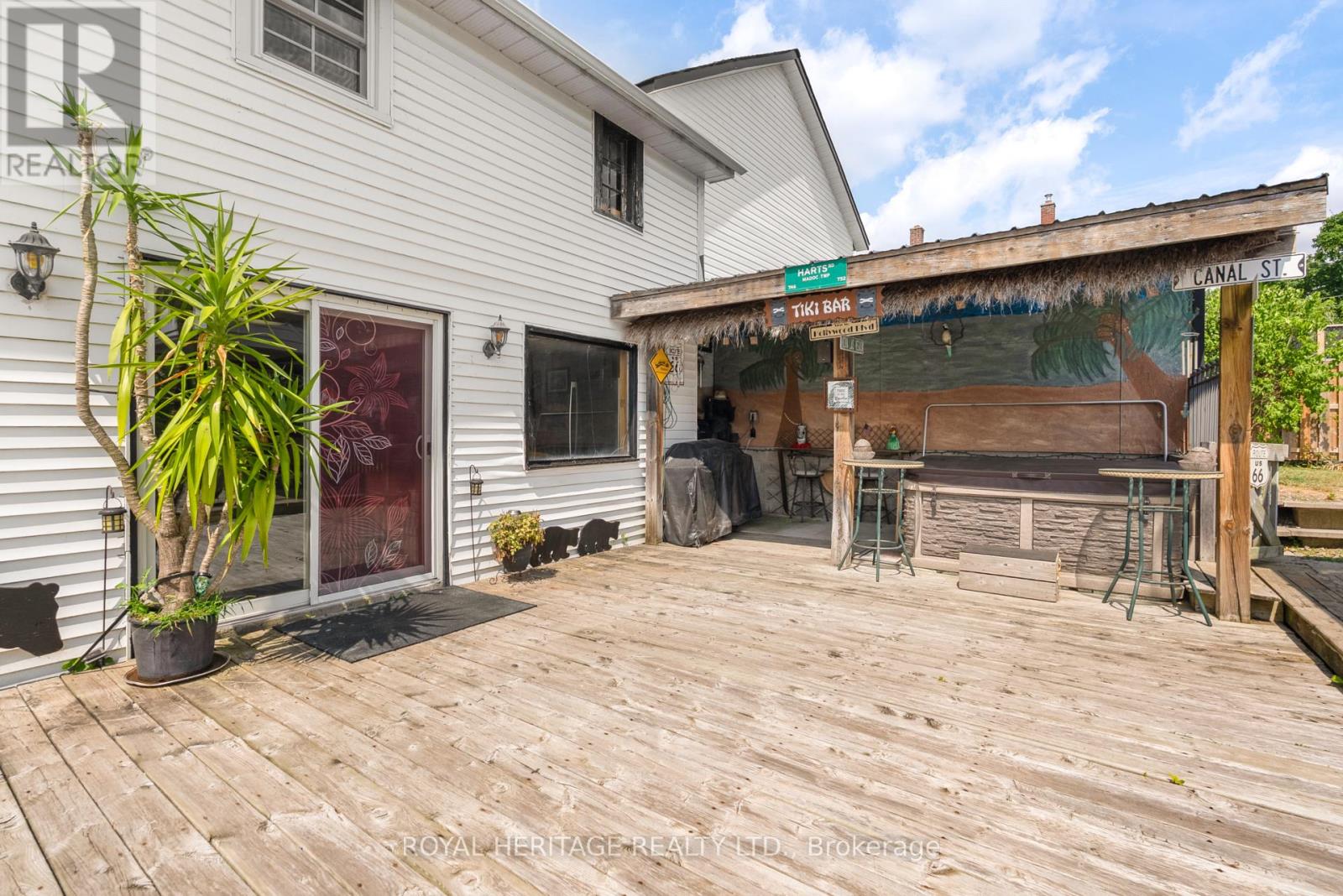 1984 Sturgeon Road, Kawartha Lakes (Verulam), Ontario  K0M 1L0 - Photo 36 - X12320005