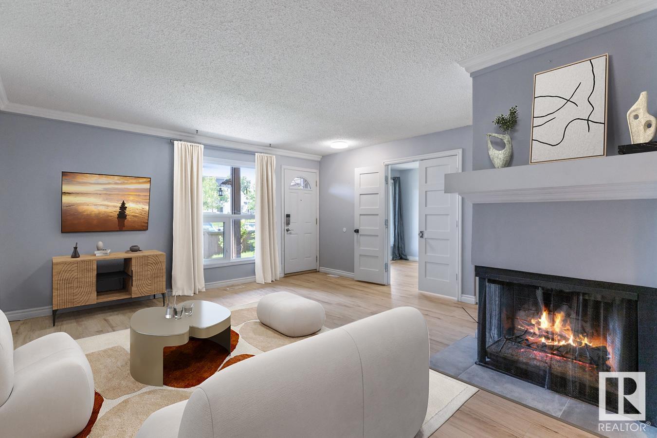 Property at 200 SURREY GARDENS GD NW image 3
