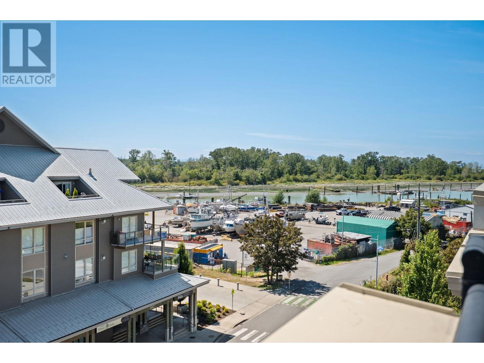 303 6077 London Road, Richmond, British Columbia  V7E 0A7 - Photo 1 - R3032156