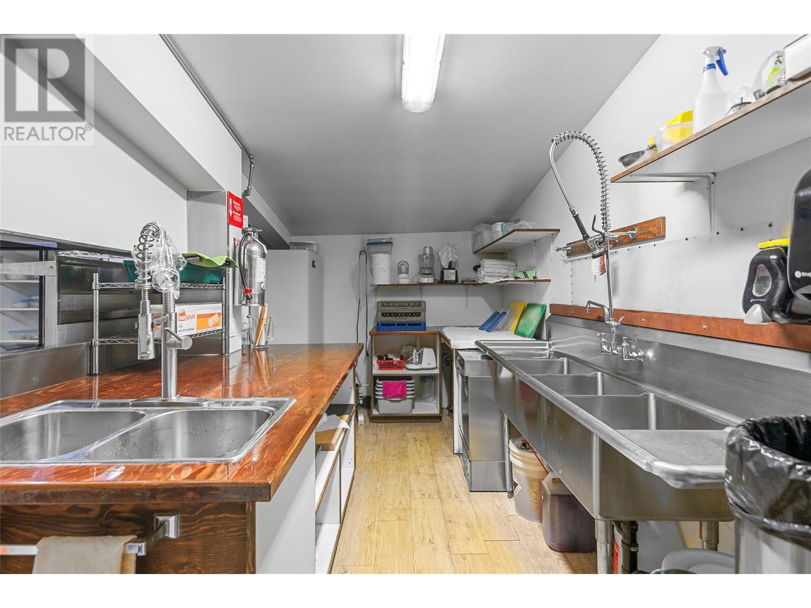 304 First Street W, Revelstoke, British Columbia  V0E 2S0 - Photo 25 - 10357983