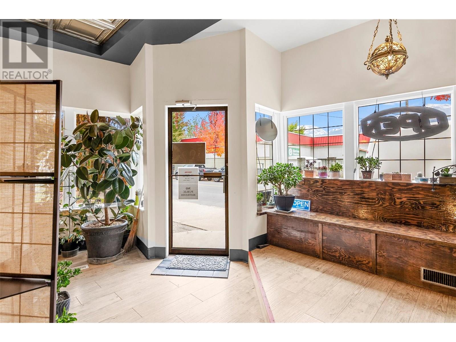 304 First Street W, Revelstoke, British Columbia  V0E 2S0 - Photo 21 - 10357983