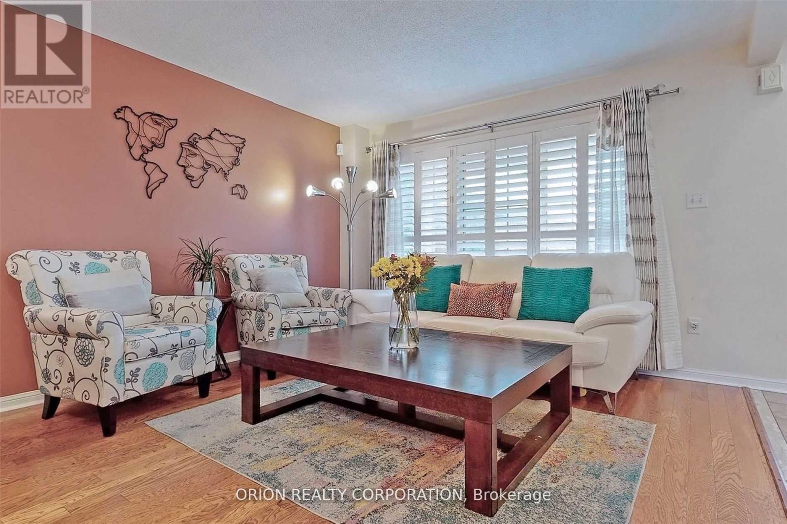 Property at 2321 OAKHAVEN DRIVE image 3