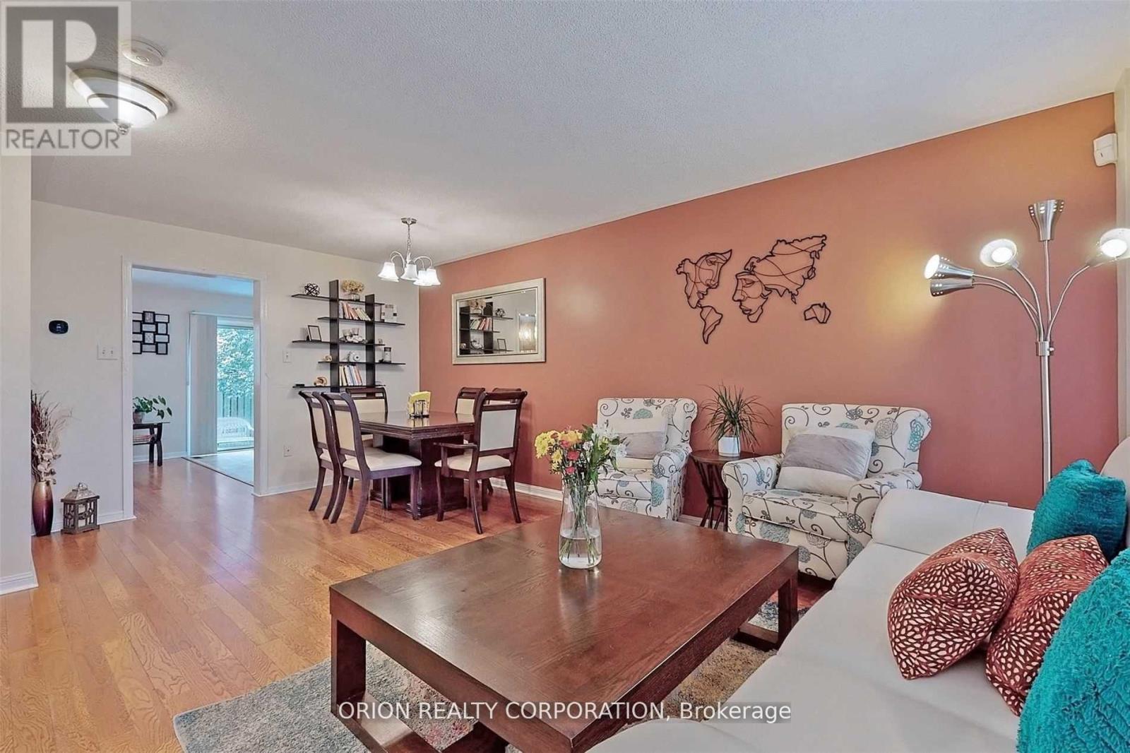 Property at 2321 OAKHAVEN DRIVE image 5