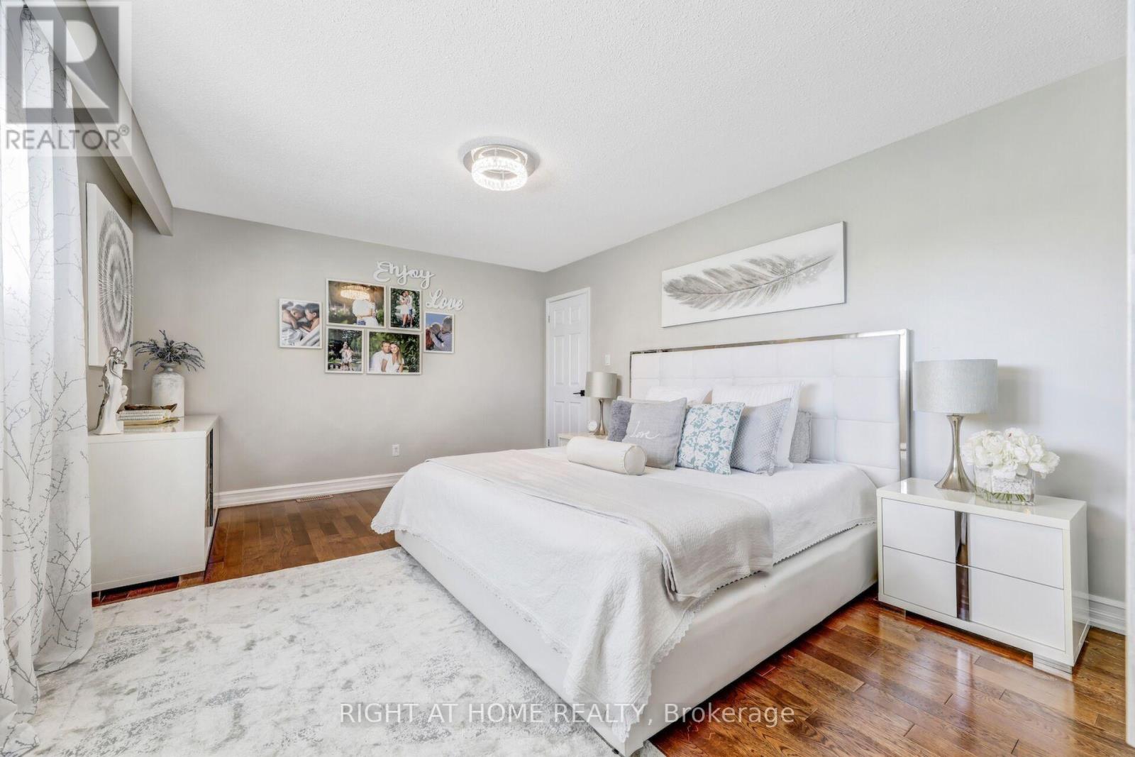 2837 Kingsberry Crescent, Mississauga (Cooksville), Ontario  L5B 2K6 - Photo 9 - W12319890
