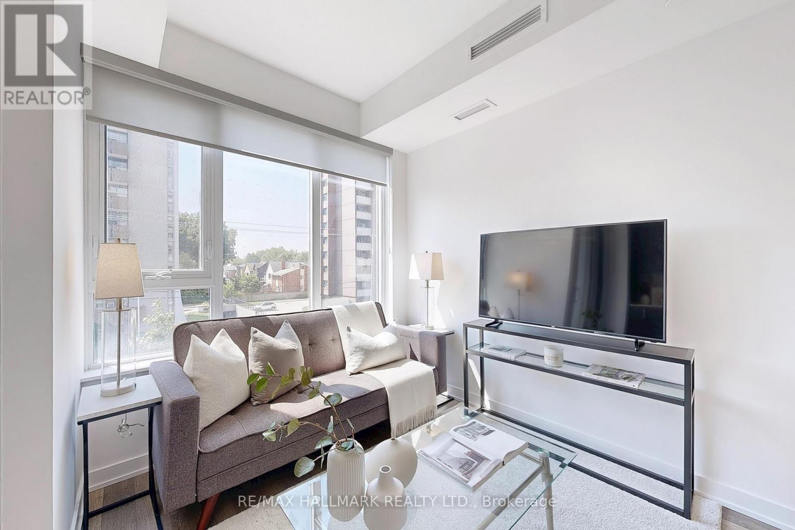 303 - 1 CARDIFF ROAD, Toronto, Ontario