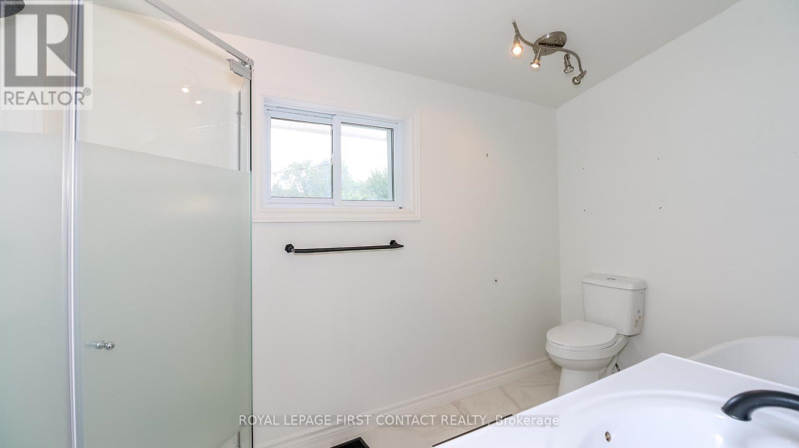 114 Birch View Trail, Blue Mountains, Ontario  L9Y 0M2 - Photo 48 - X12319950