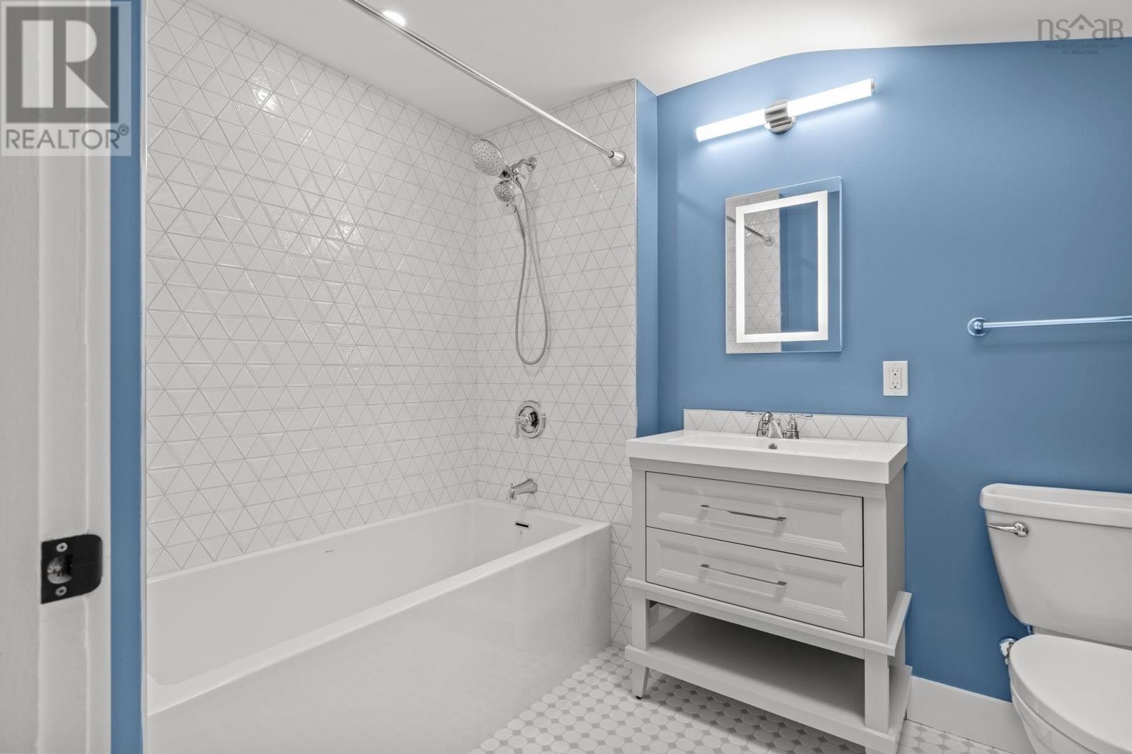 6165 Inglis Street, Halifax, Nova Scotia  B3H 1L6 - Photo 34 - 202519384