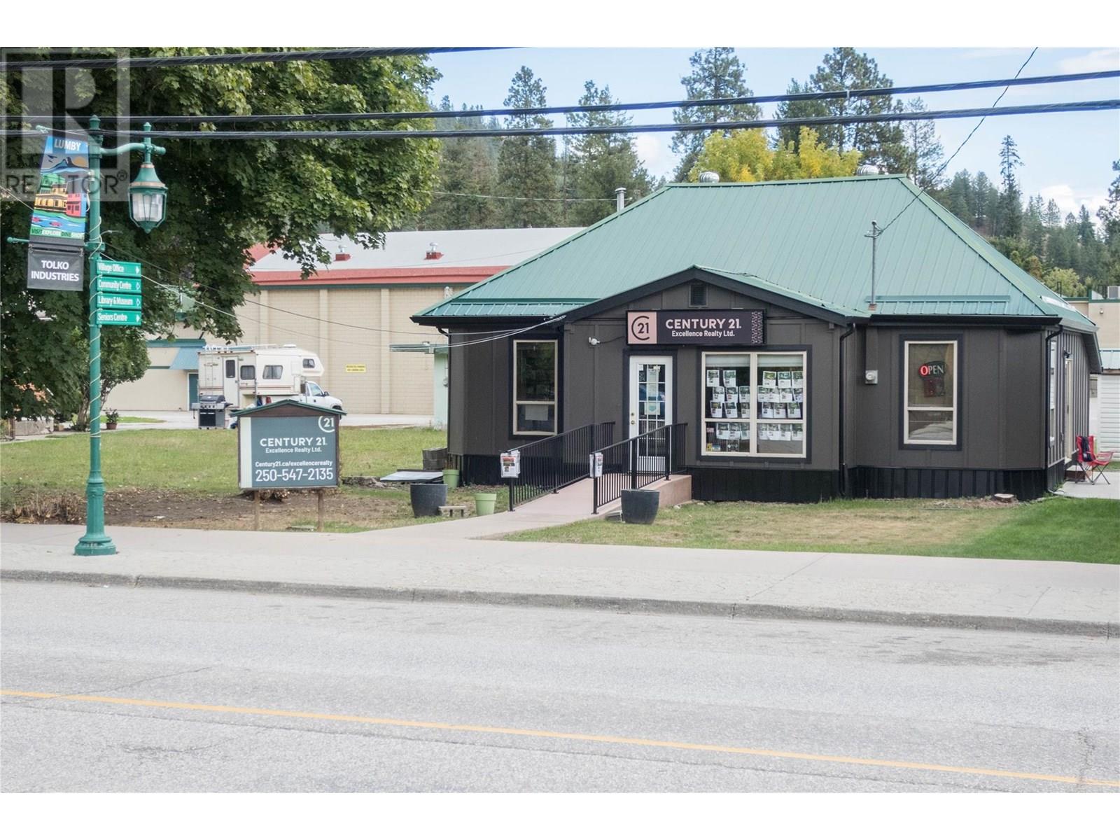 2143 Shuswap Avenue, Lumby, British Columbia