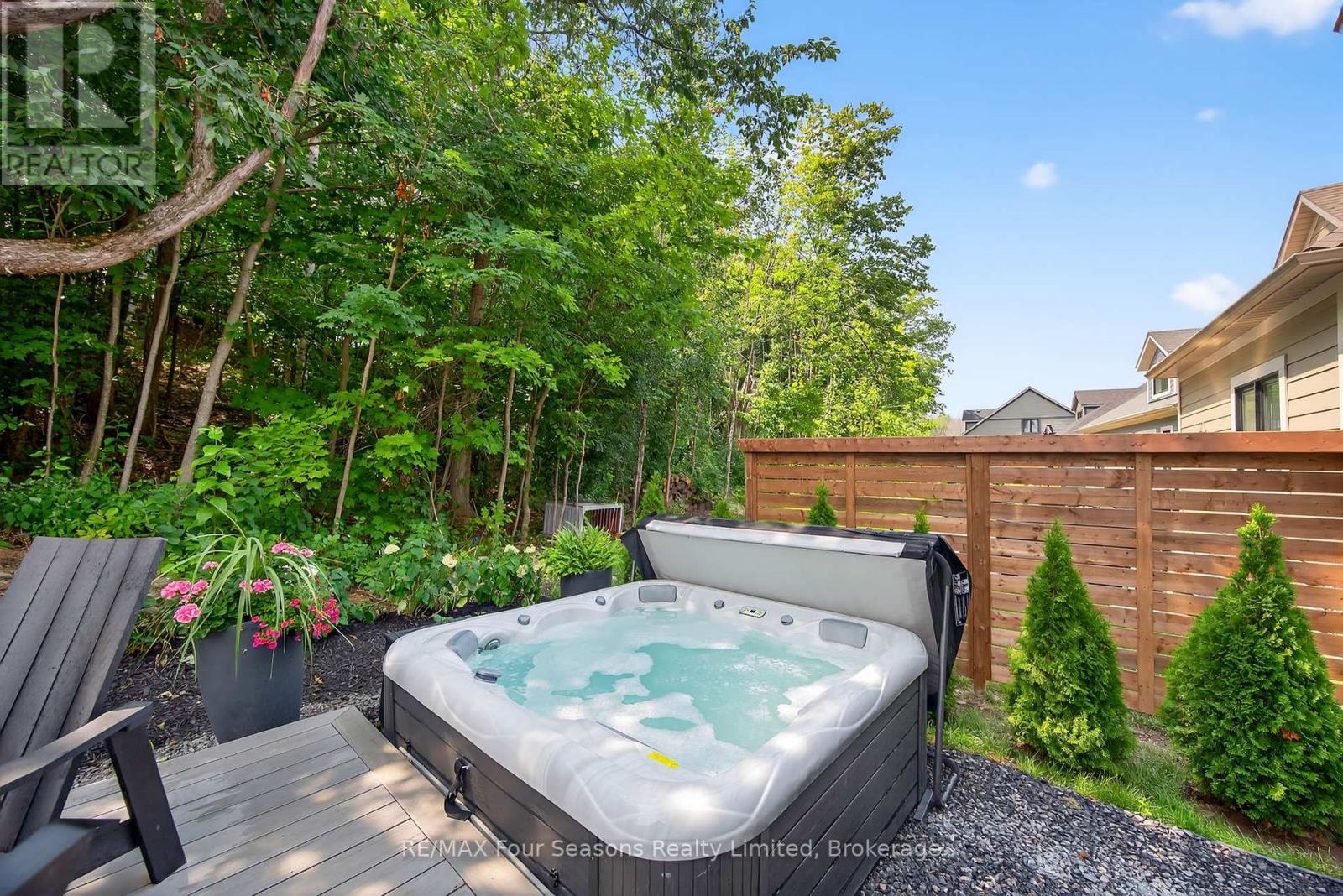 112 Schooners Lane, Blue Mountains, Ontario  N0H 2P0 - Photo 38 - X12320179