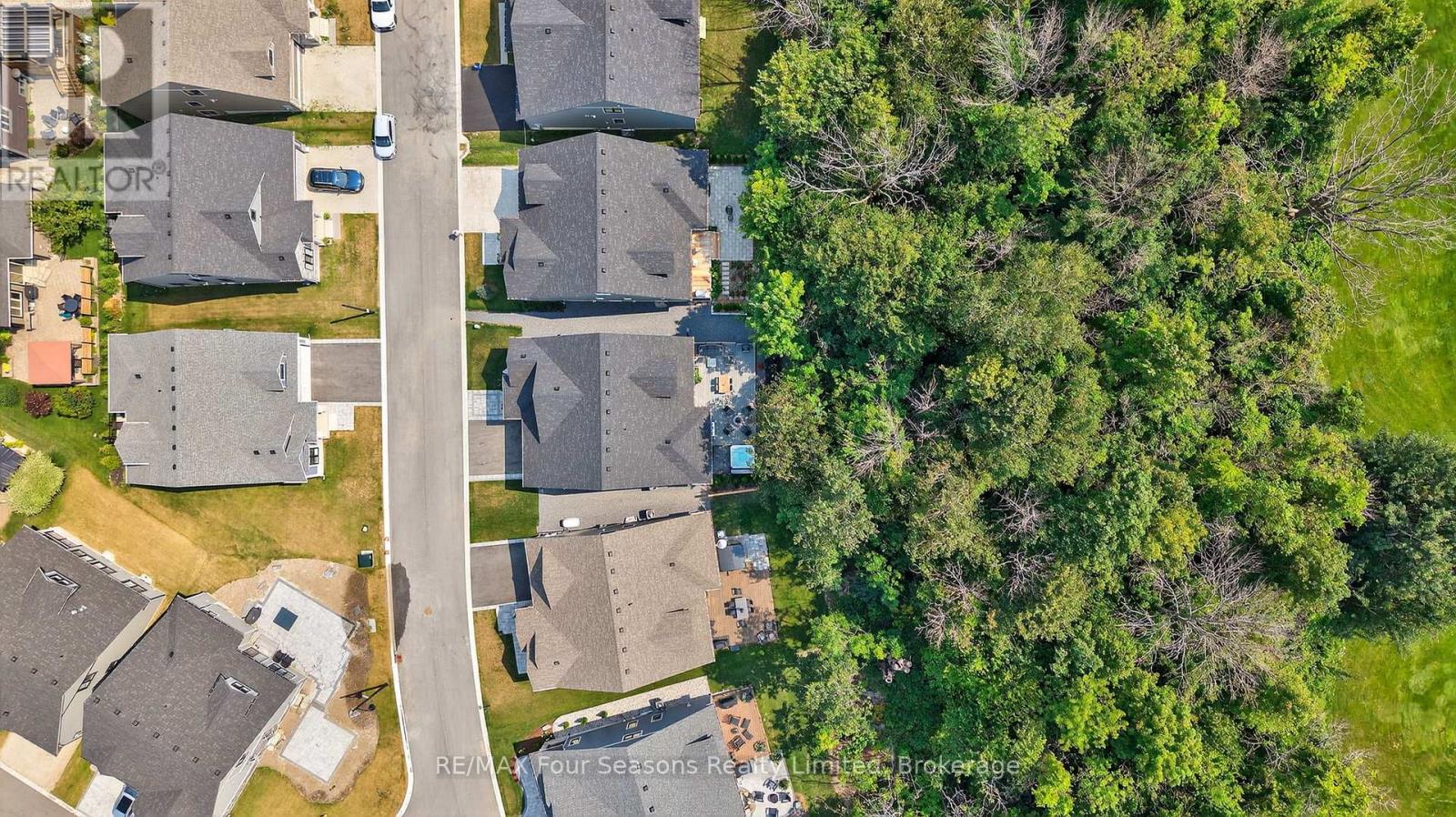 112 Schooners Lane, Blue Mountains, Ontario  N0H 2P0 - Photo 42 - X12320179