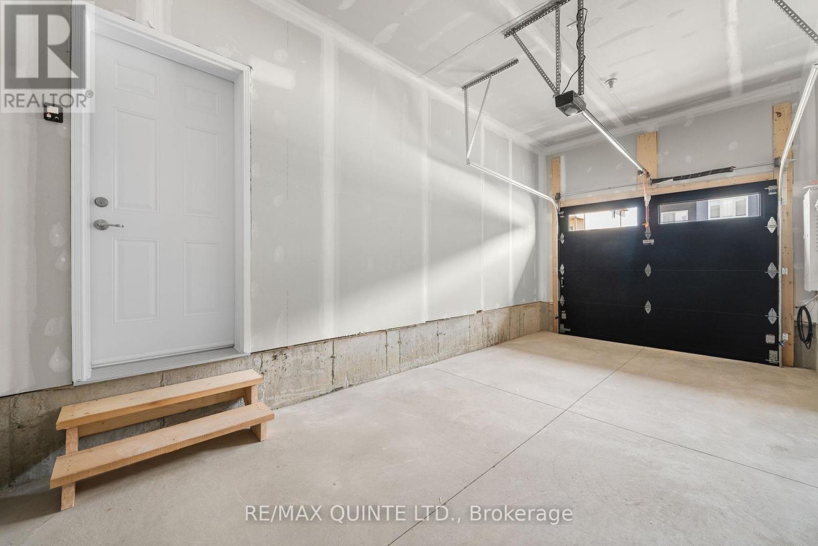 51 Evans Street, Prince Edward County, Ontario  K0K 2T0 - Photo 28 - X12320132