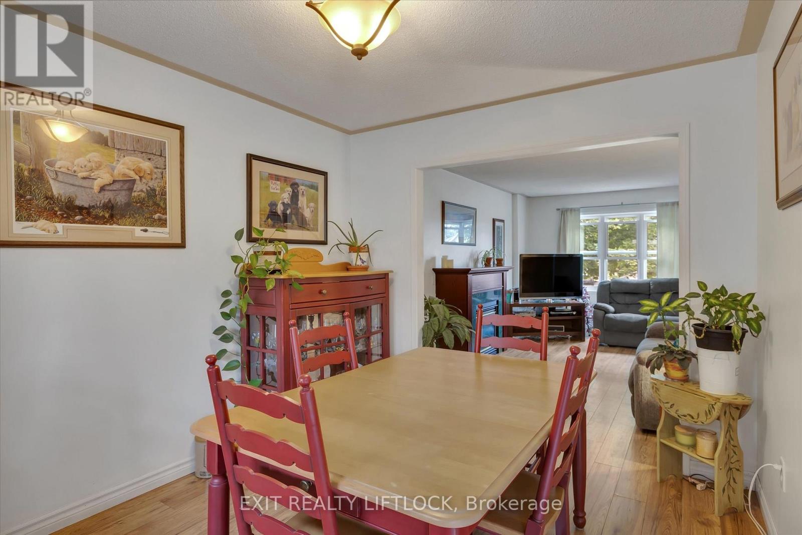 9 Brookside Street, Cavan Monaghan, Ontario  L0A 1G0 - Photo 4 - X12320187