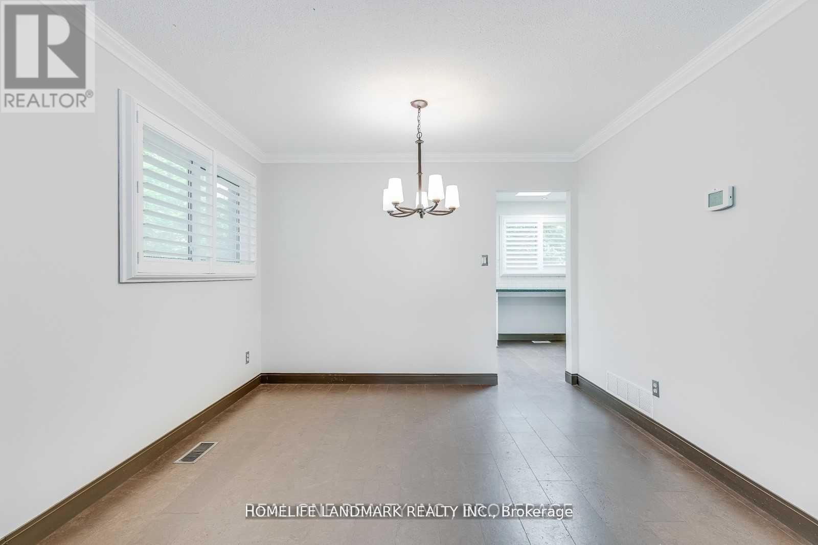 2149 Constance Drive, Oakville, Ontario  L6J 5L2 - Photo 11 - W12319991