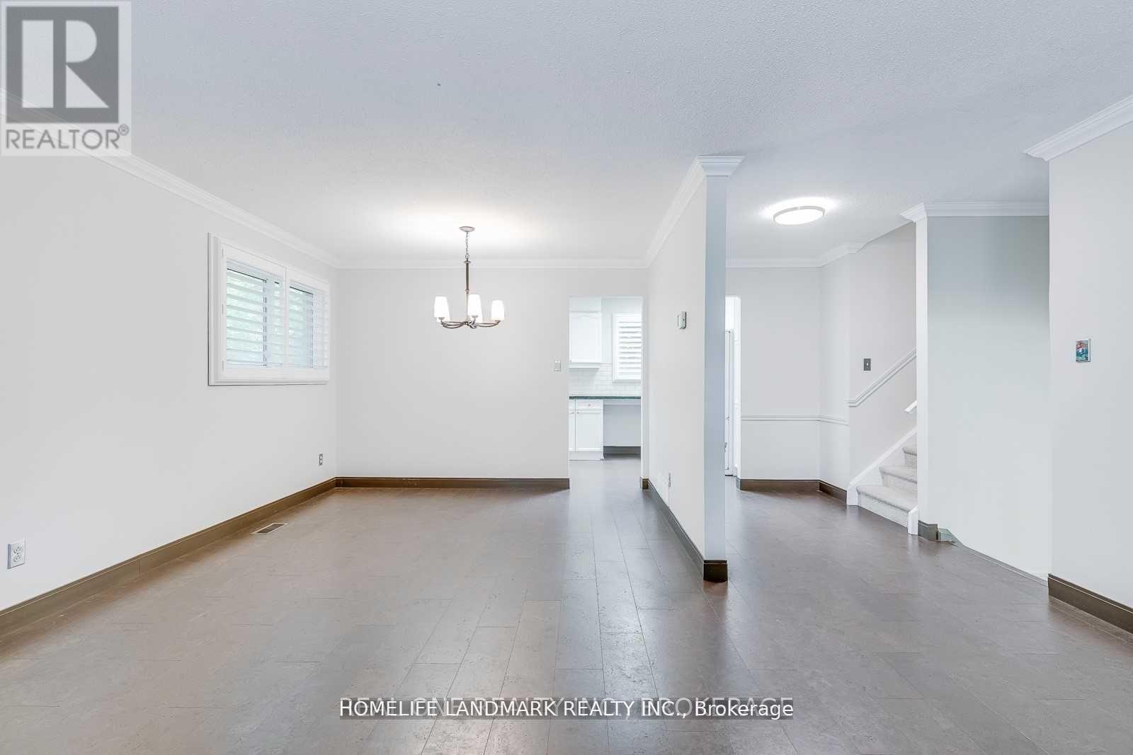 2149 Constance Drive, Oakville, Ontario  L6J 5L2 - Photo 9 - W12319991