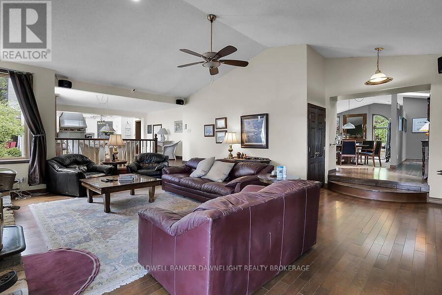 15099 Sixteen Mile Road, Middlesex Centre, Ontario  N0M 1P0 - Photo 19 - X12320193