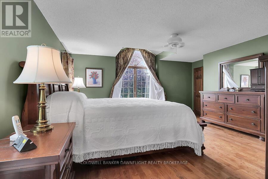 15099 Sixteen Mile Road, Middlesex Centre, Ontario  N0M 1P0 - Photo 27 - X12320193