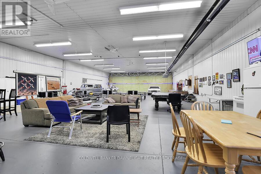 15099 Sixteen Mile Road, Middlesex Centre, Ontario  N0M 1P0 - Photo 50 - X12320193