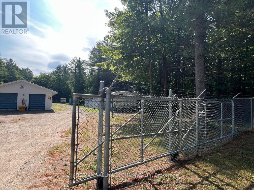 1711 Winhara Road, Bracebridge, Ontario  P1P 1R1 - Photo 18 - X12320061