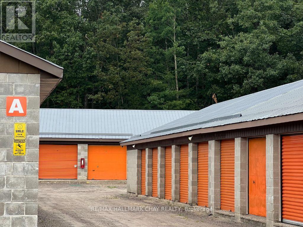 1711 Winhara Road, Bracebridge, Ontario  P1P 1R1 - Photo 4 - X12320061
