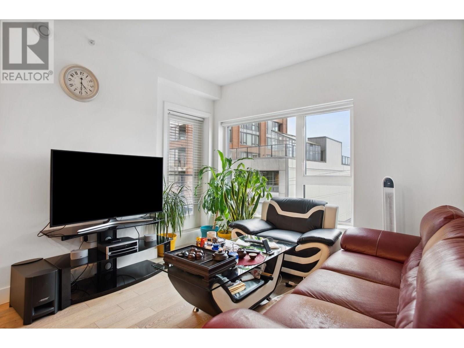 407 2666 Duke Street, Vancouver, British Columbia  V5R 4S9 - Photo 10 - R3032752