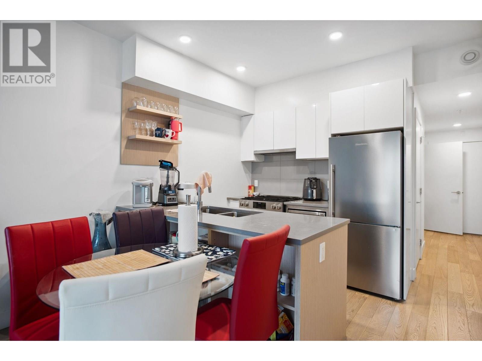 407 2666 Duke Street, Vancouver, British Columbia  V5R 4S9 - Photo 5 - R3032752