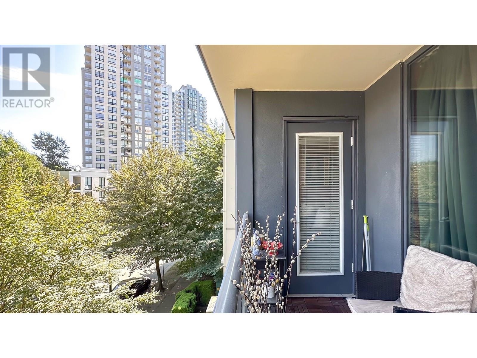 401 3588 Crowley Drive, Vancouver, British Columbia  V5R 6H3 - Photo 17 - R3032779