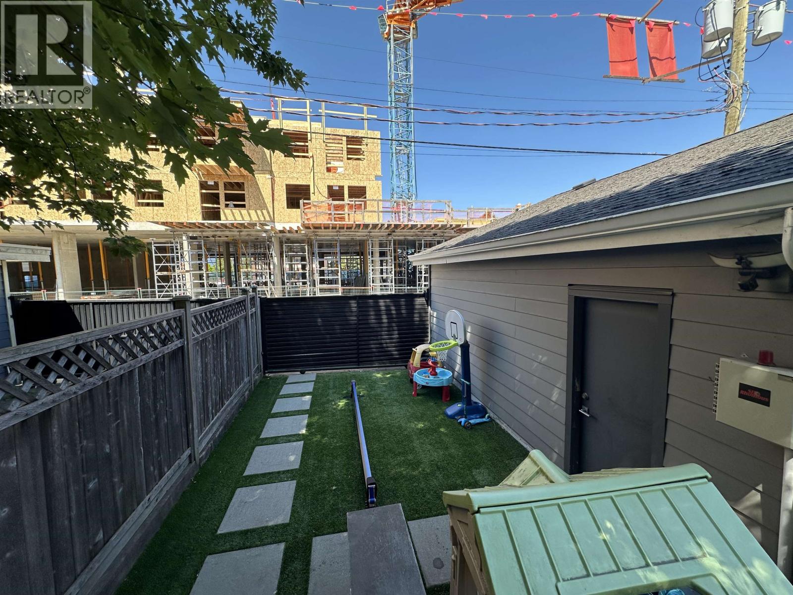 2073 E Pender Street, Vancouver, British Columbia  V5L 1X1 - Photo 26 - R3032805