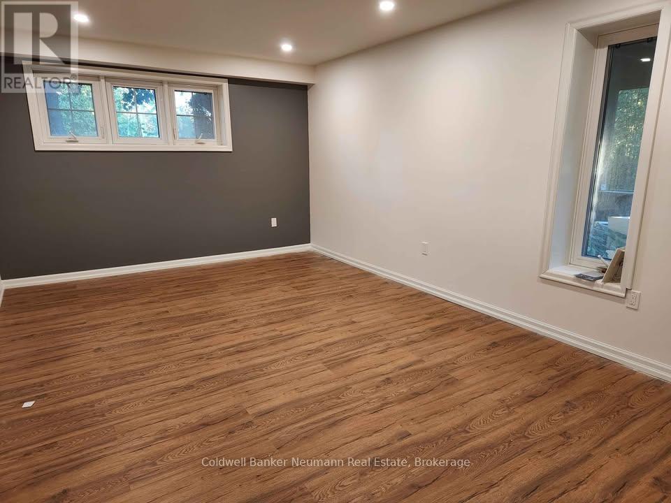5 A Hamilton Drive, Guelph/eramosa, Ontario  N1H 6J2 - Photo 30 - X12315138