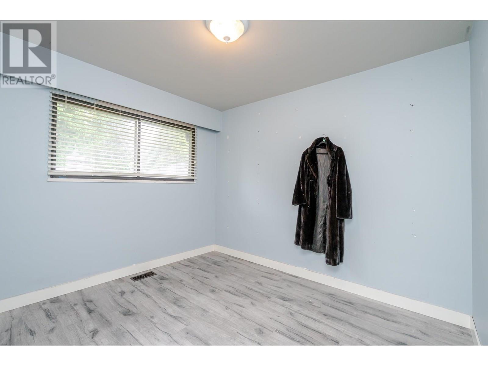 654 Linton Street, Coquitlam, British Columbia  V3J 6J9 - Photo 24 - R3032769