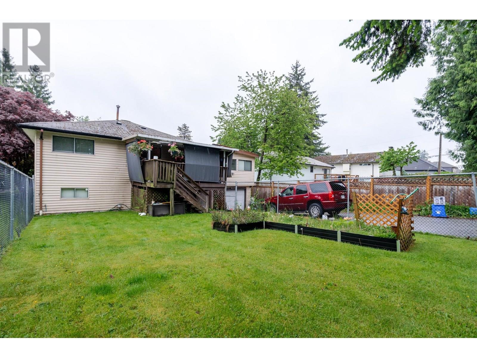 654 Linton Street, Coquitlam, British Columbia  V3J 6J9 - Photo 5 - R3032769