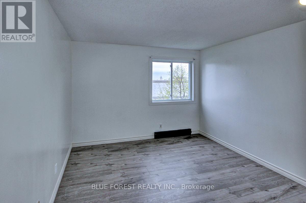 209 - 739 Deveron Crescent, London South, Ontario  N5Z 4Y1 - Photo 15 - X12119901